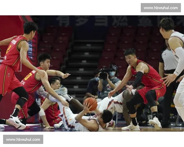 CBA焦点战广东男篮与青岛强强对话季后赛席位之争看点全面解析